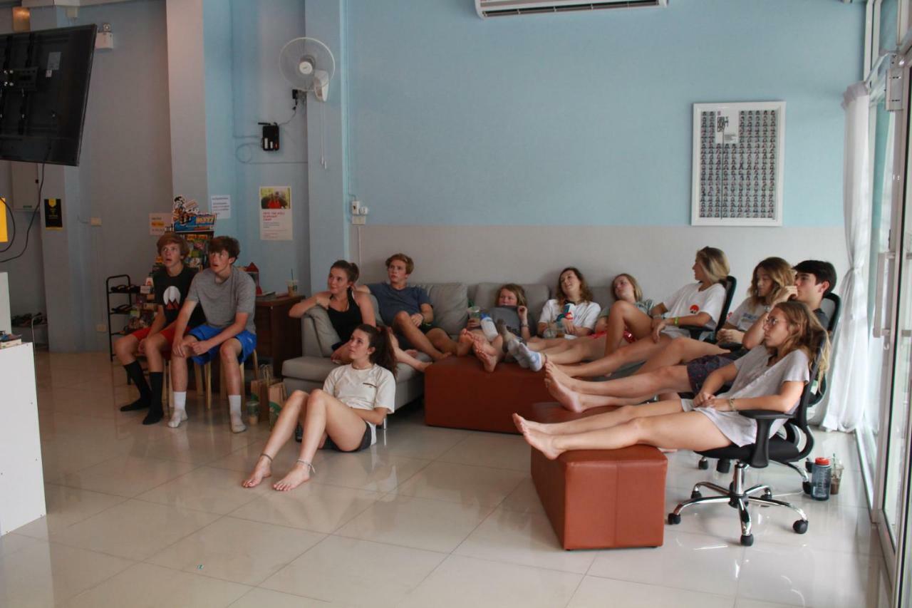 Sook Hostel (Adults Only) เชียงใหม่ ภายนอก รูปภาพ